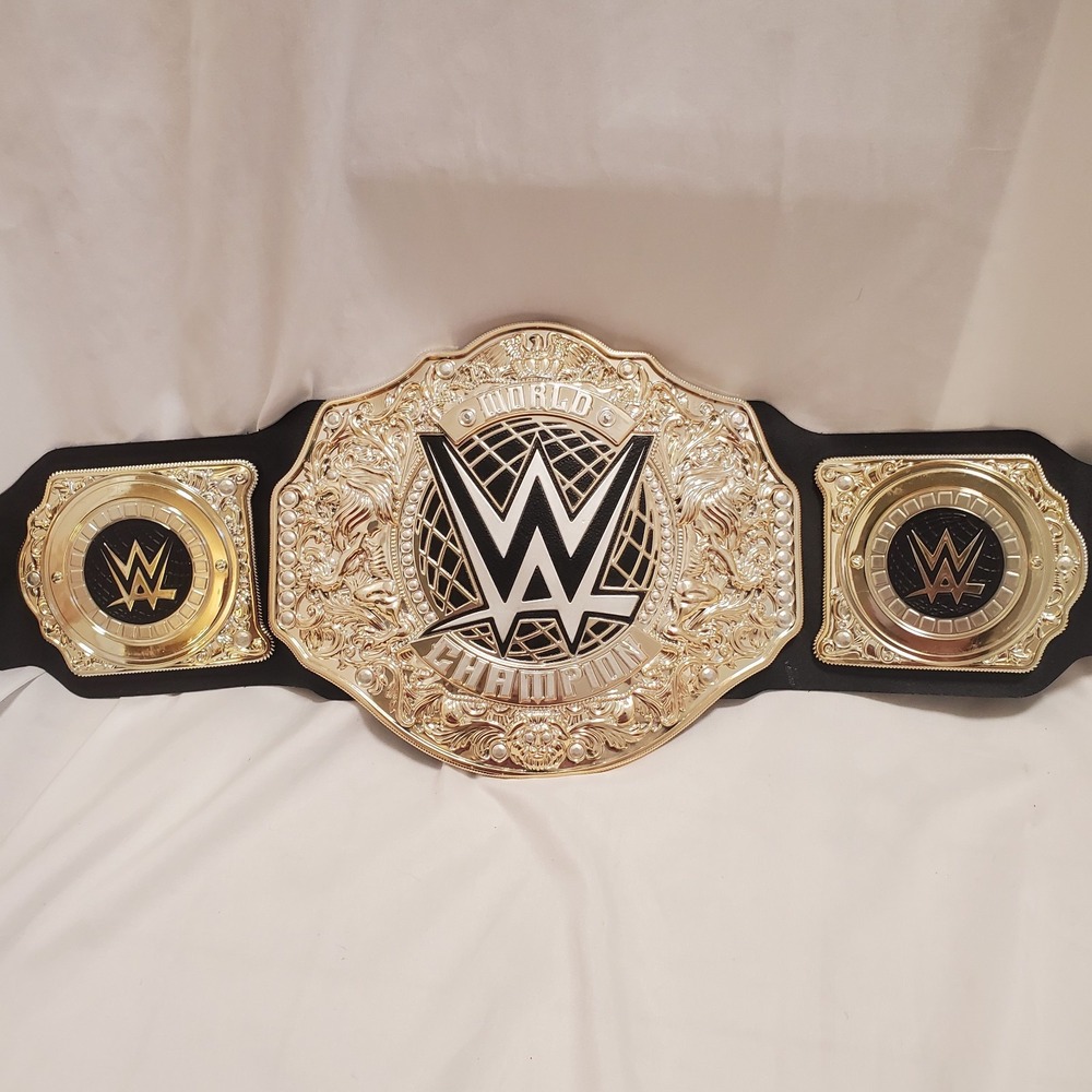 Mattel WWE World Championship Title Belt Role Play Accessory HYF18 Gold Black